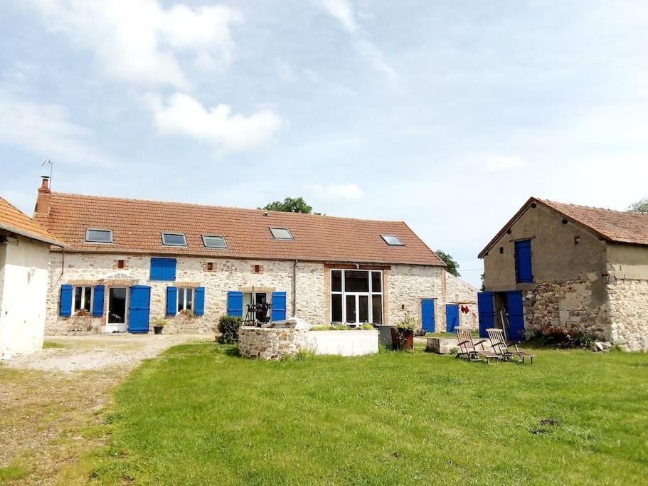 La Grange De Marie A St Angel - Magnifique Grange Renovee En Loft Pour 1 A 6 Pers Villa Saint-Angel  Exteriör bild